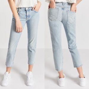 NWT CURRENT ELLIOT Lt Indigo straight crop jean 24